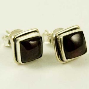 Silver Earring Stud Garnet