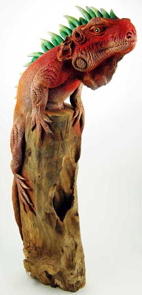 Iguana Standing On Wood 20 Inch